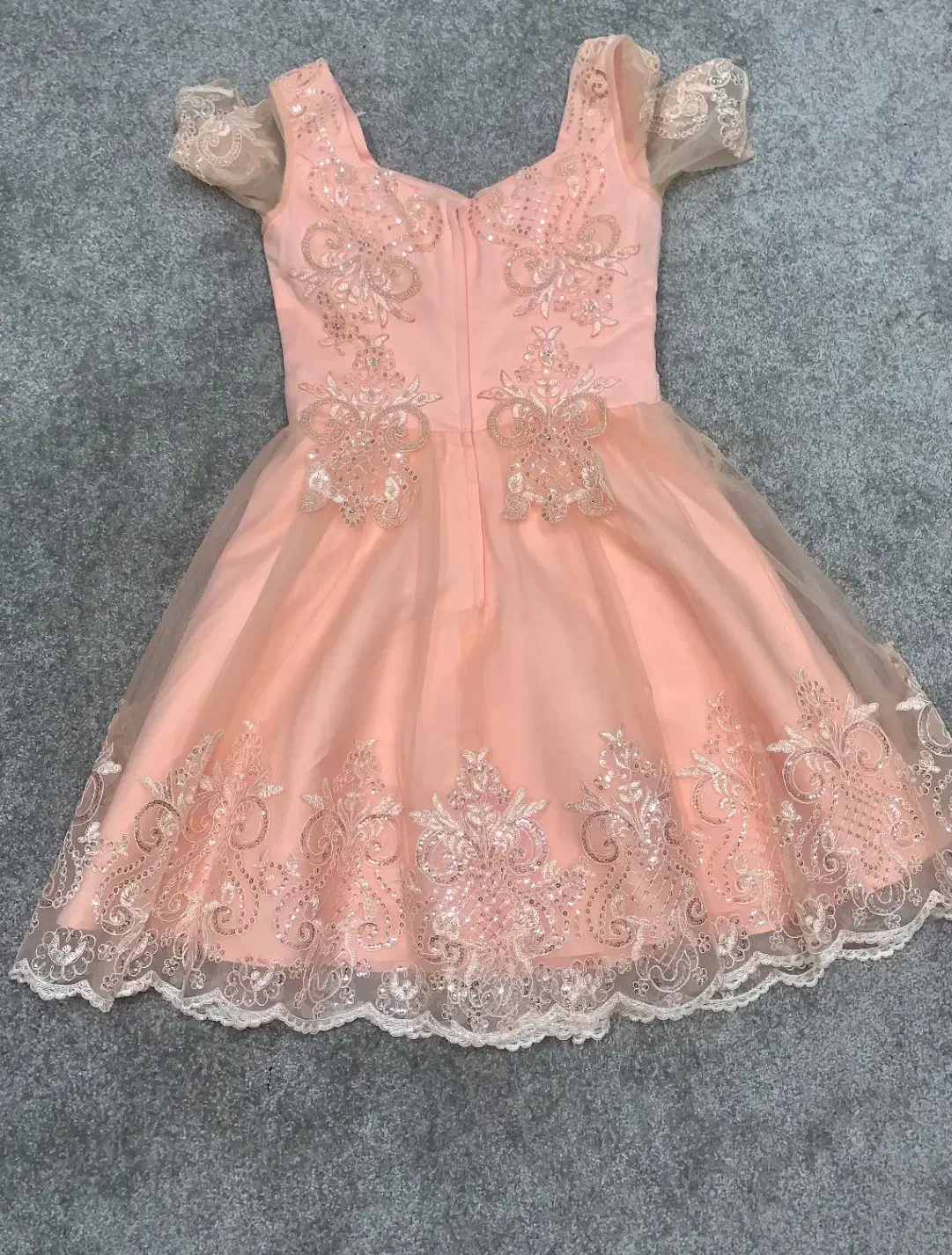 پیرهن مجلسی فوق العاده شکیل و پر کار   کاملا نو|لباس|گرگان, |دیوار