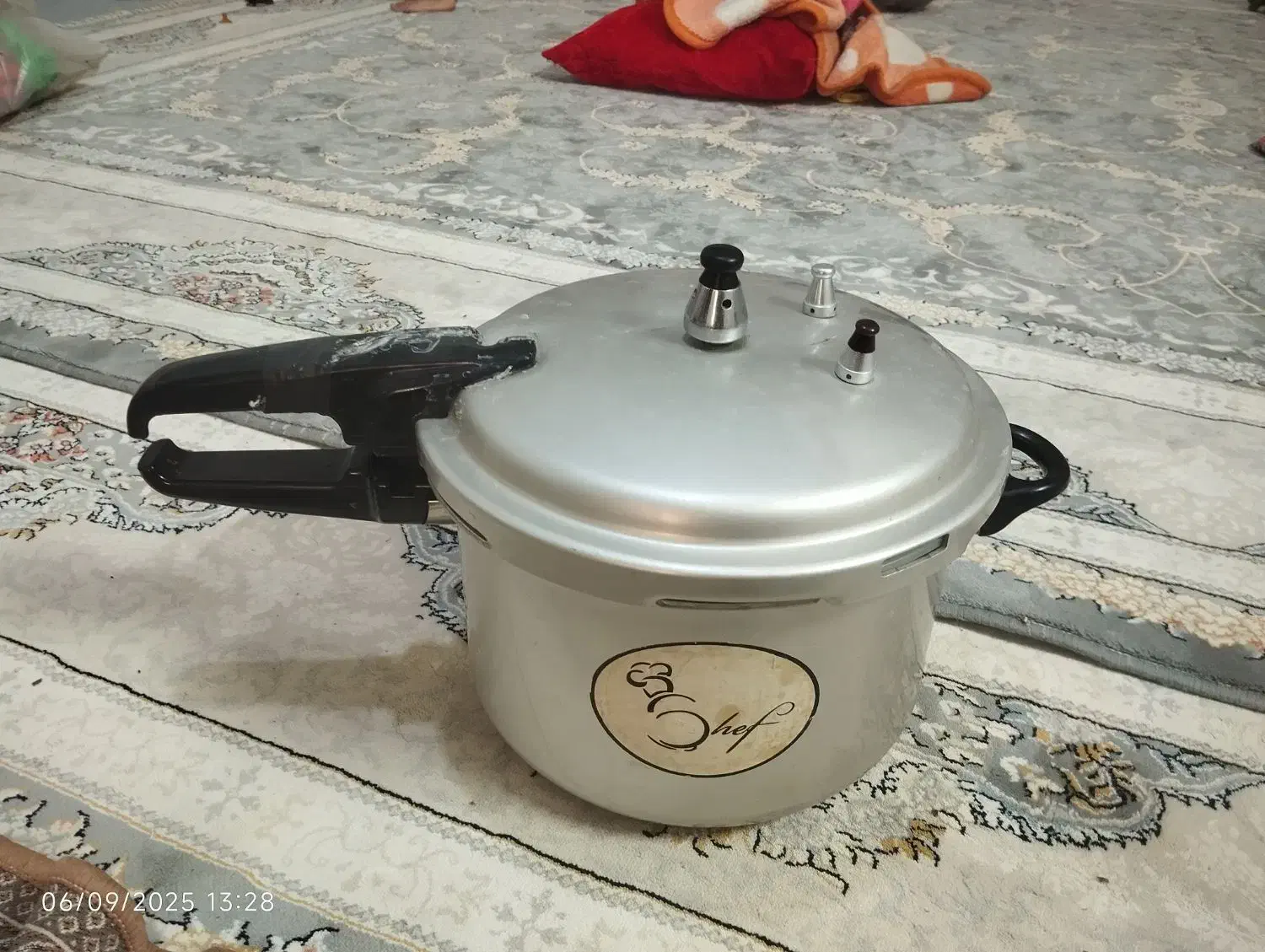 آرام پز|ظروف پخت‌وپز|چناران, |دیوار