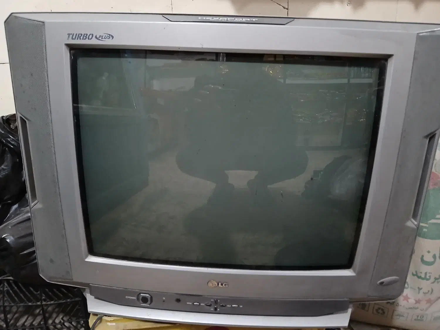 تلوزیون ال جی ۲۱ اینچ|تلویزیون و پروژکتور|زرگرشهر, |دیوار