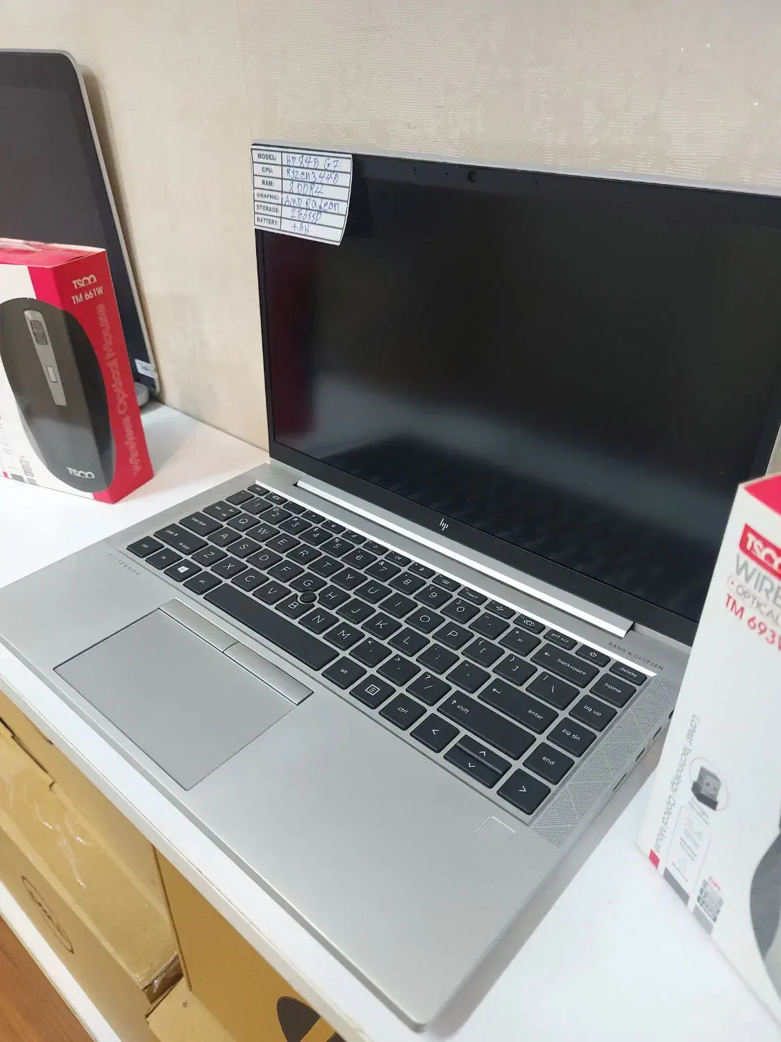 لپتاپRyzen 3هشت‌هسته‌ssd  کاملانوباکارتن‌8ddr4|رایانه همراه|تهران, پونک|دیوار