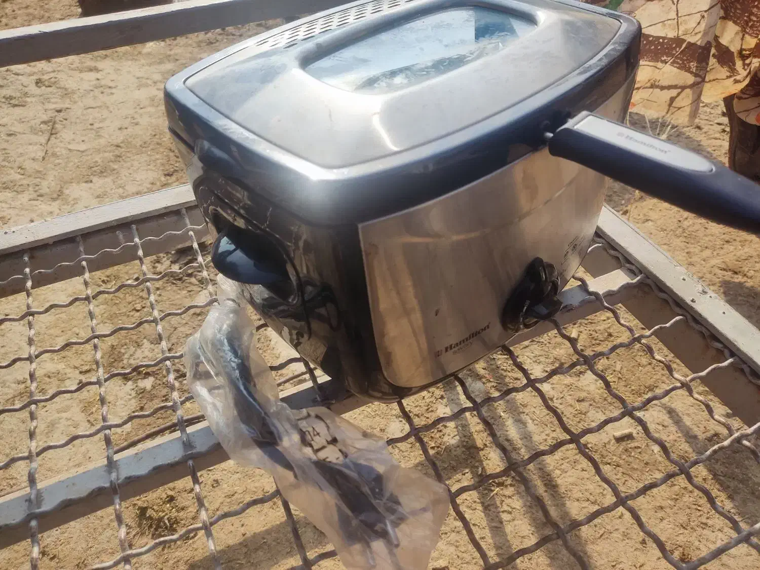 سرخ کن نونو|اجاق گاز و لوازم برقی پخت‌وپز|قم, شاه سید علی|دیوار