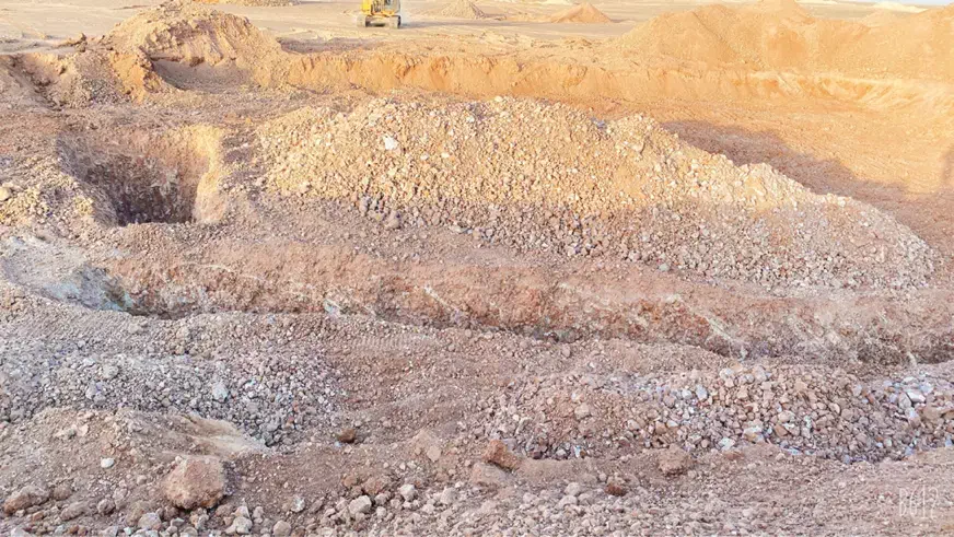 خاک معدنی با ترکیب شیمیایی عالی مخصوص تولید آجر|عمده‌فروشی|عقدا, |دیوار