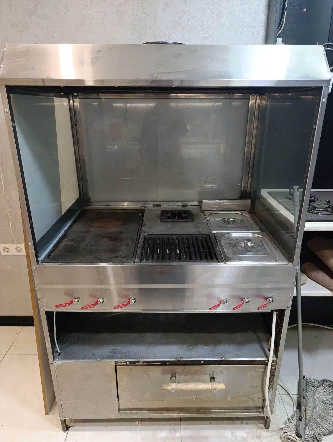 فر 6کاره پیتزا پزم داره روش|کافی‌شاپ و رستوران|قدس, شهرک صنعتی زاگرس|دیوار