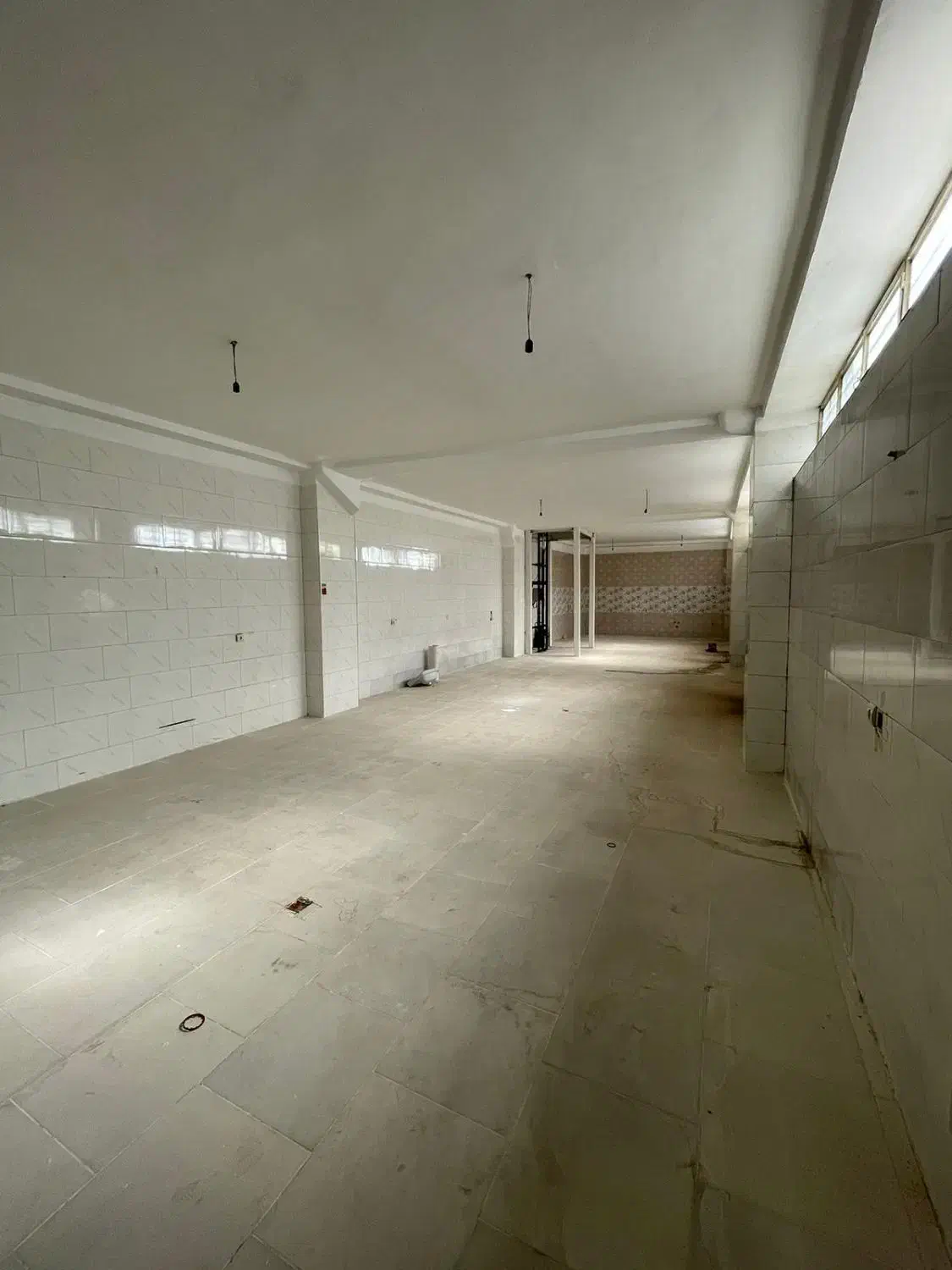 مغازه ۲۲ متری به همراه ۱۴۰ متر زیر زمین|فروش مغازه و غرفه|کرج, کمال‌شهر|دیوار