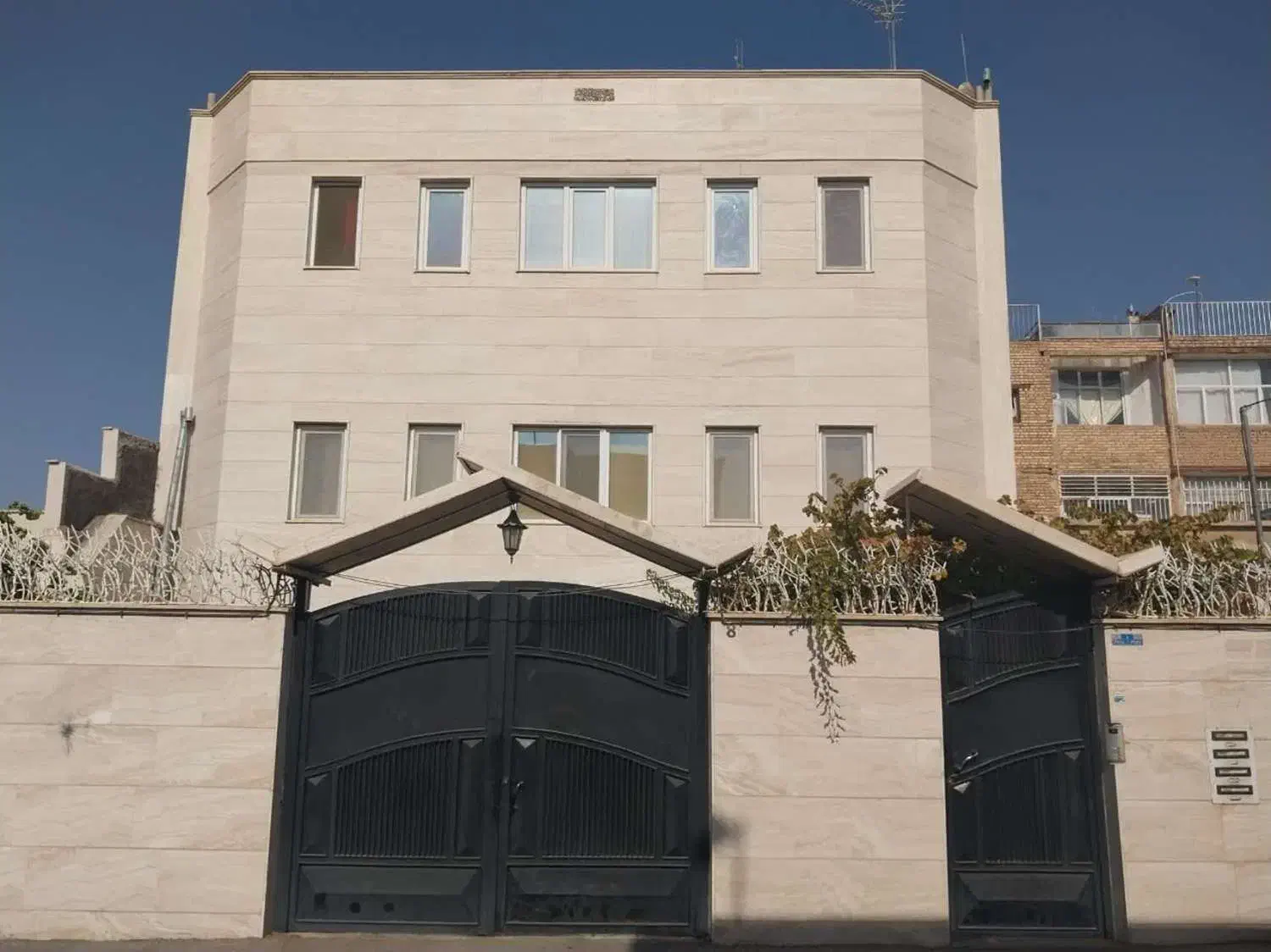 واحد ۷۵ متر مسکونی|اجارهٔ آپارتمان|دامغان, |دیوار