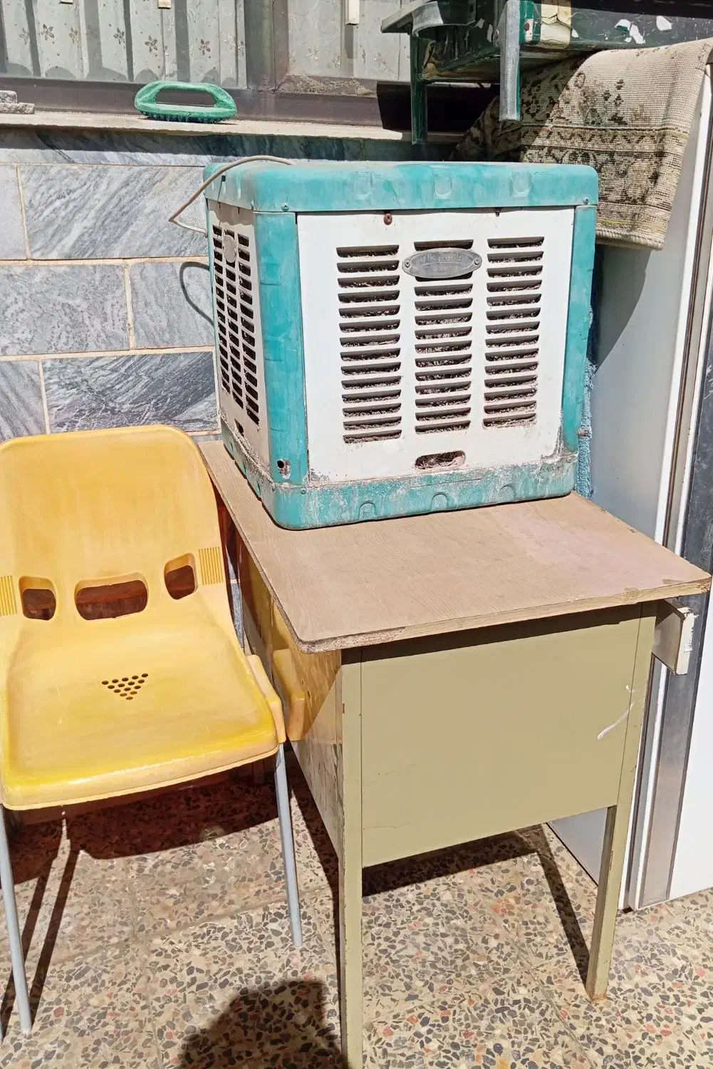 اداری|دفتر کار|دورود, |دیوار