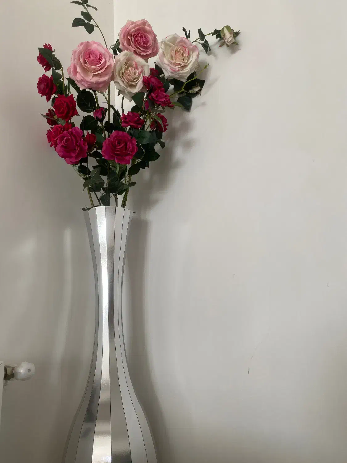 گل لمسی خارجی|گل مصنوعی|گلستان (تهران), |دیوار