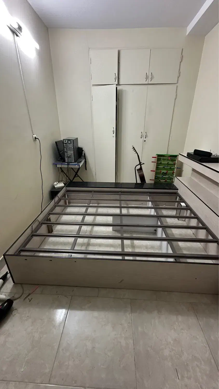 تخت به همراه آینه|تخت و سرویس خواب|تهران, تهرانسر شمالی|دیوار