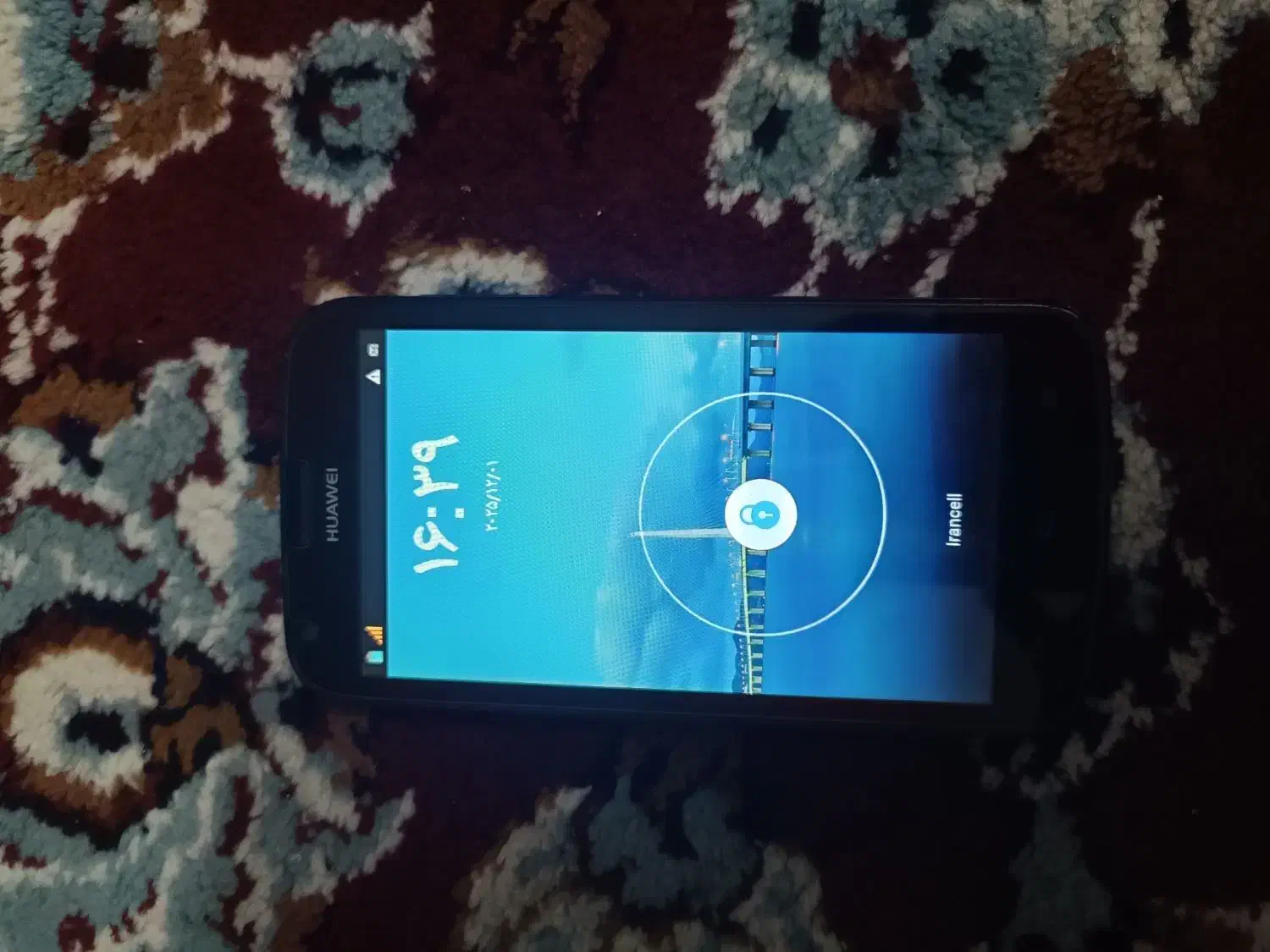 گوشی هواوی y600استثنائی خیلی تمیز مفت|موبایل|کاشمر, |دیوار