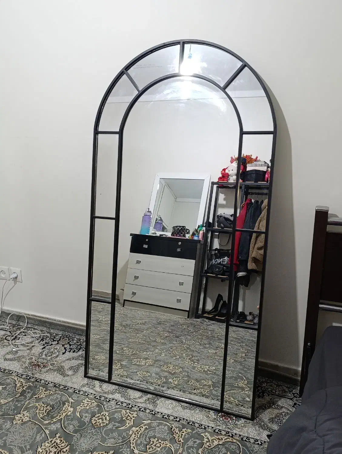 آیینه در حد|آینه|همدان, |دیوار