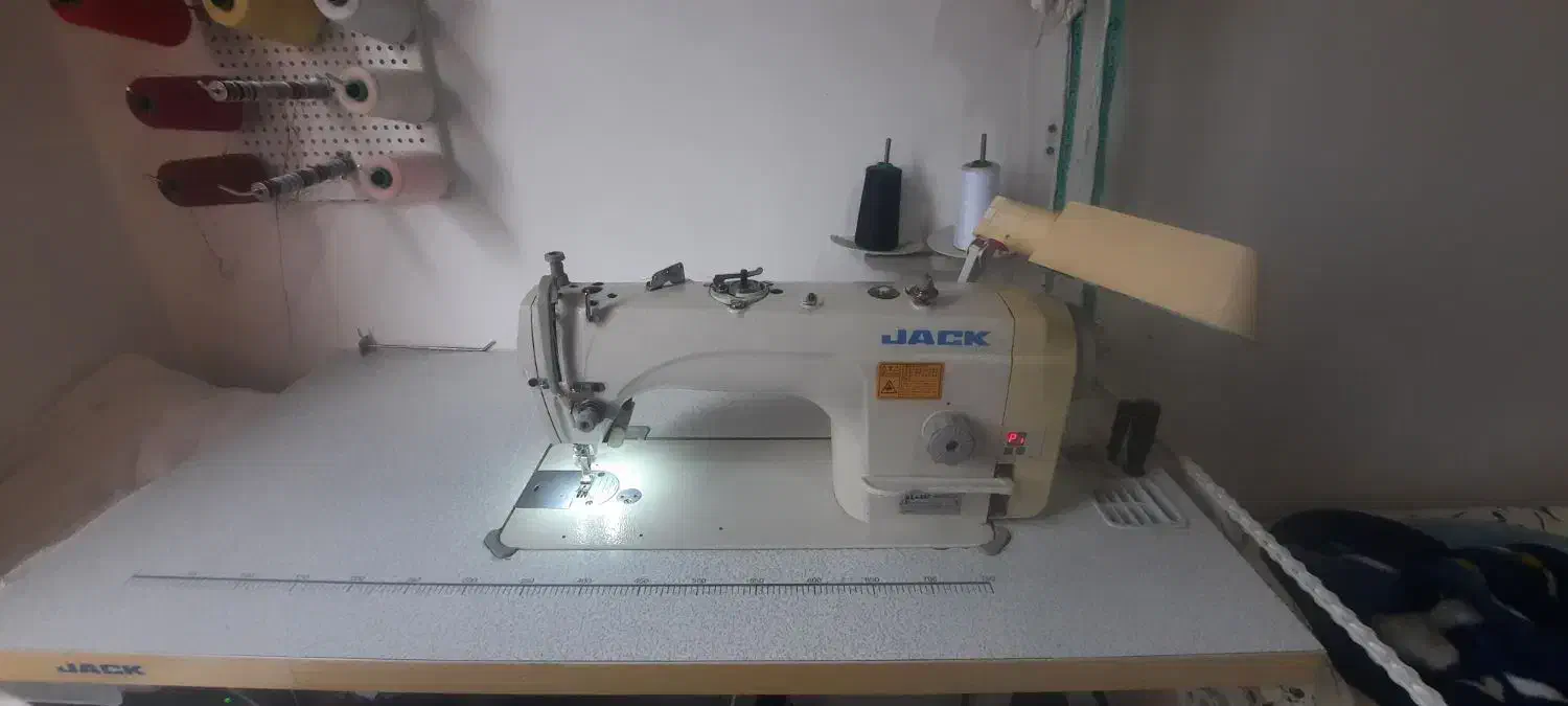 چرخ راسته و اتو سیلتر ایرانی|چرخ خیاطی و ریسندگی|خشکبیجار, |دیوار