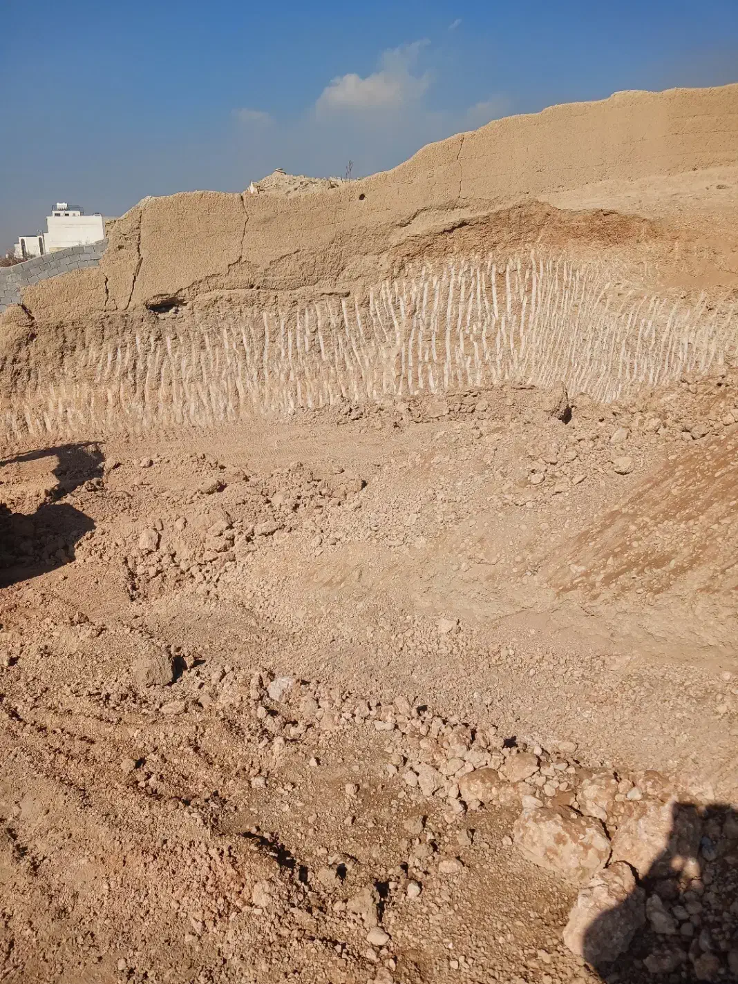 200 متر زمین مسکونی|فروش زمین و ملک کلنگی|لنجان, |دیوار