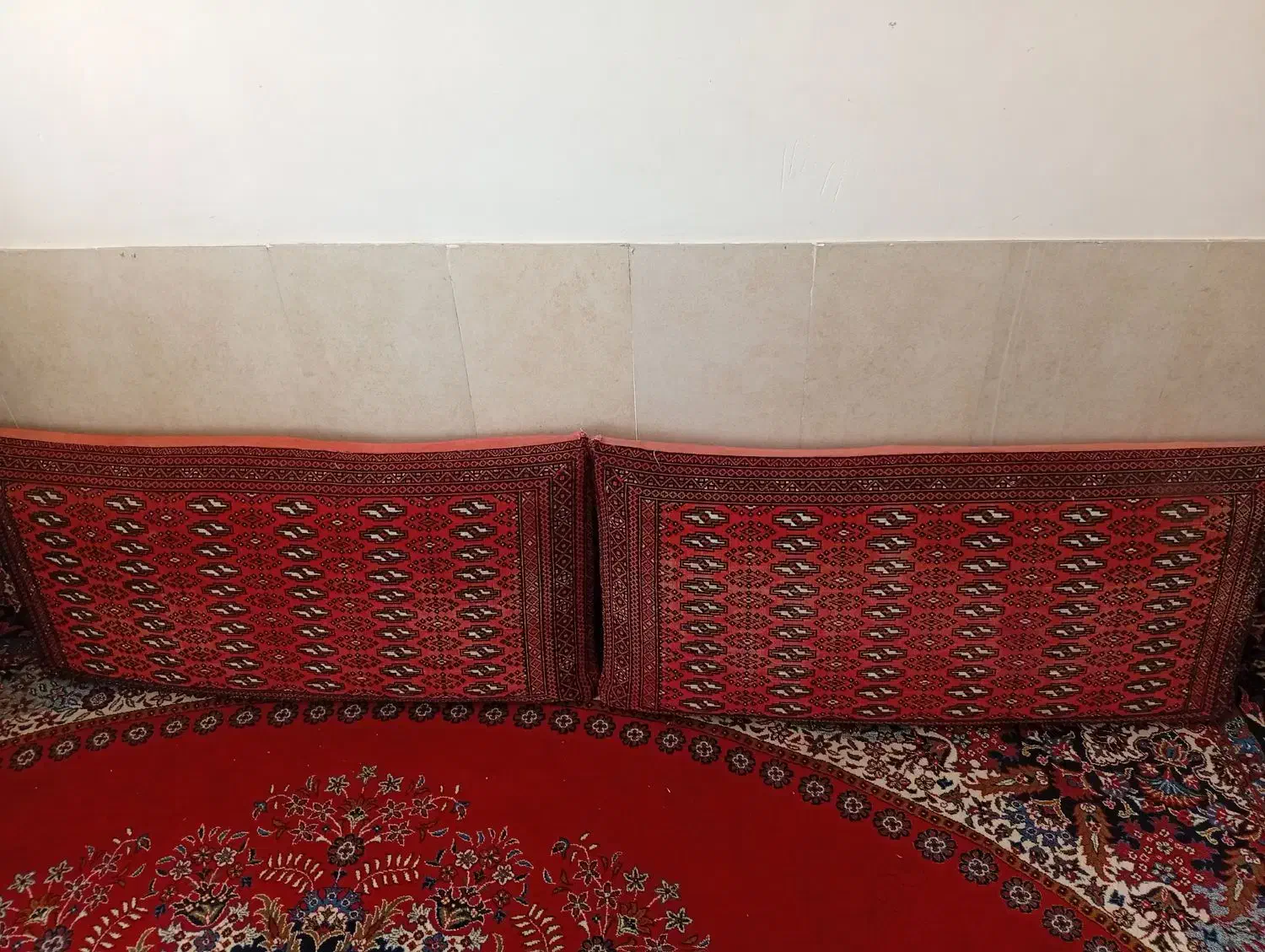 پشتی|پشتی|بیرجند, |دیوار