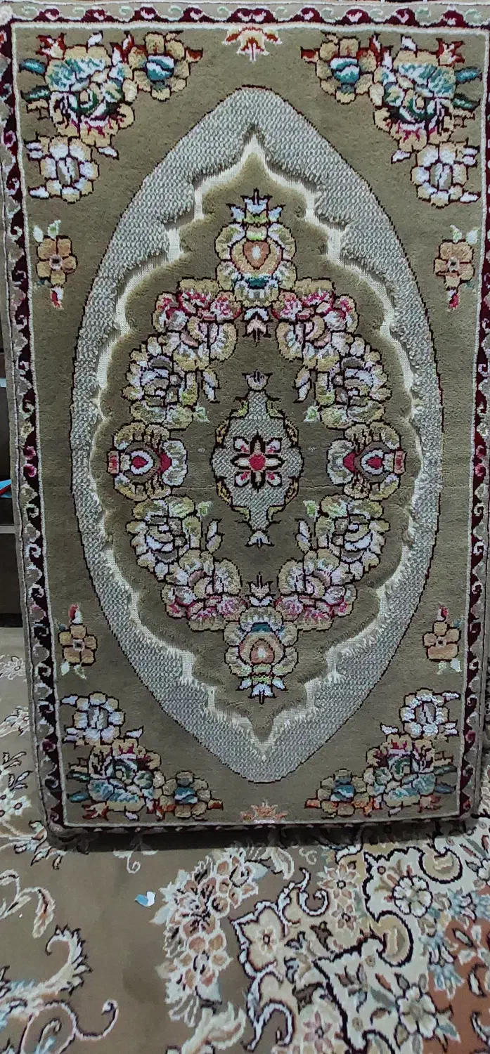 پشتی ۴ تاش ۲ ت|حراج|محمدیه-قزوین, |دیوار