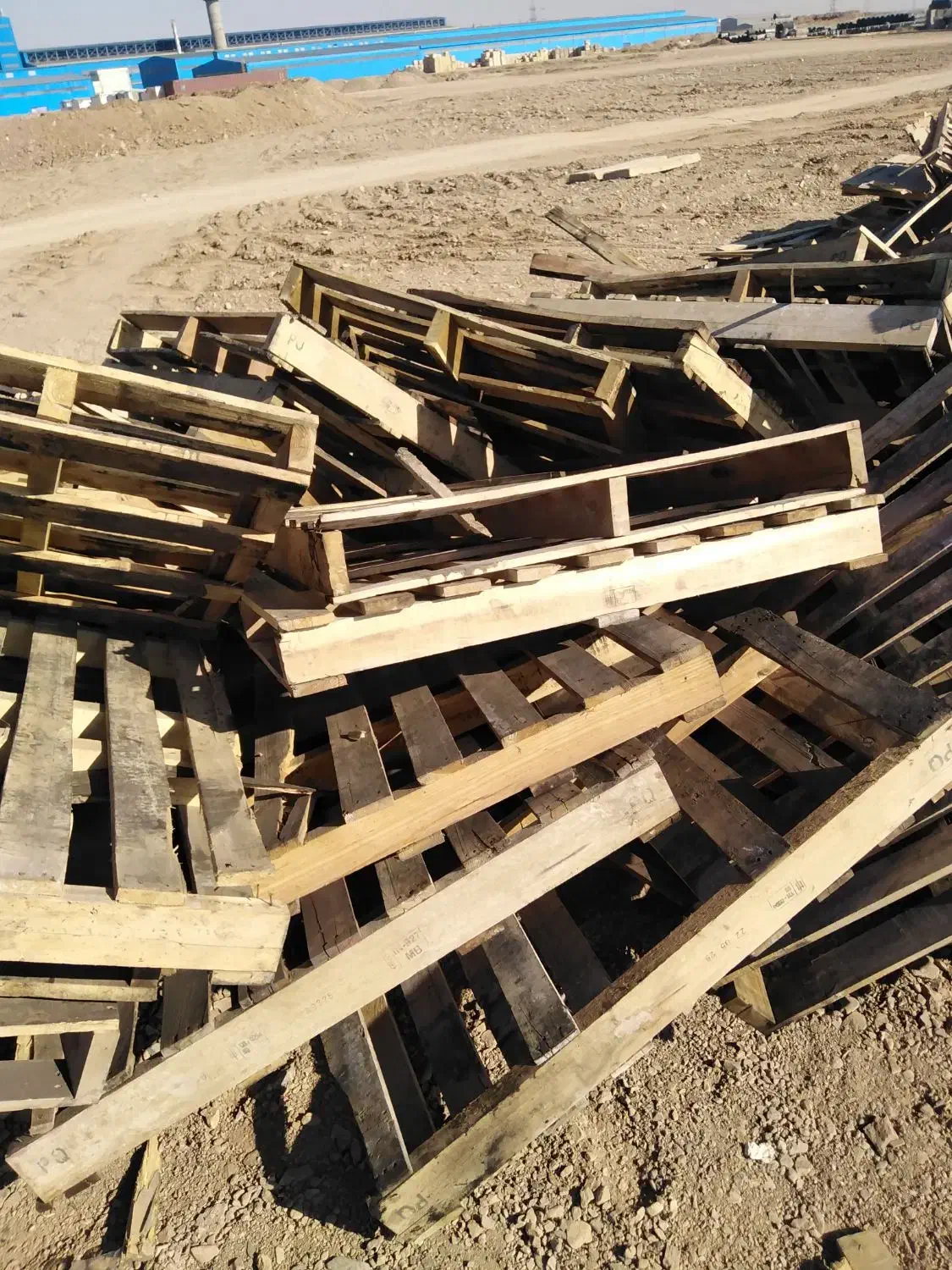 پالت چوبی|مصالح و تجهیزات ساختمان|اردکان, |دیوار