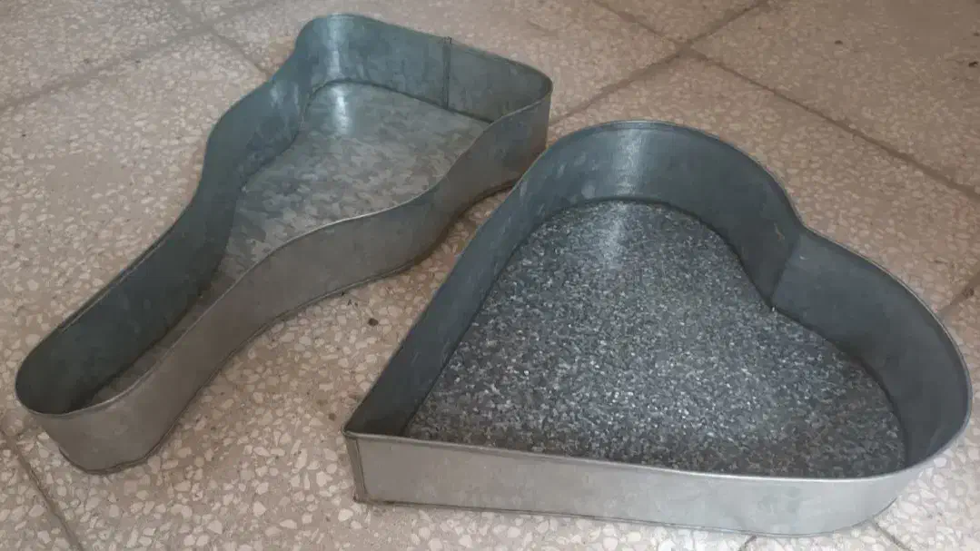 قالب کیک|ظروف پخت‌وپز|سبزوار, قصبه شرقی|دیوار