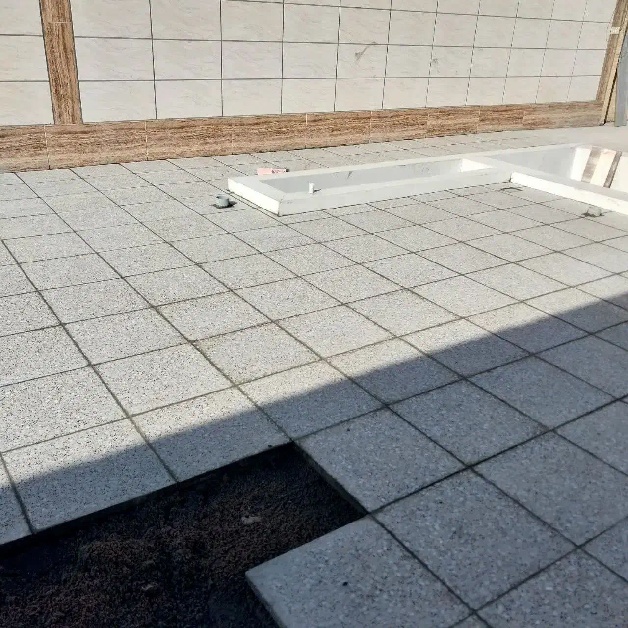 نصب سرامیک و موزاییک بدنه و کف ساختمان|خدمات پیشه و مهارت|کازرون, |دیوار