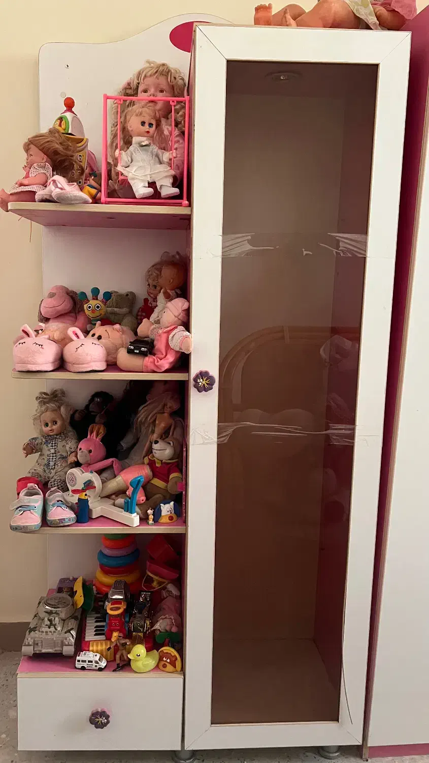 کمد شیشه ای ام دی اف|اسباب و اثاث بچه|بروجرد, |دیوار