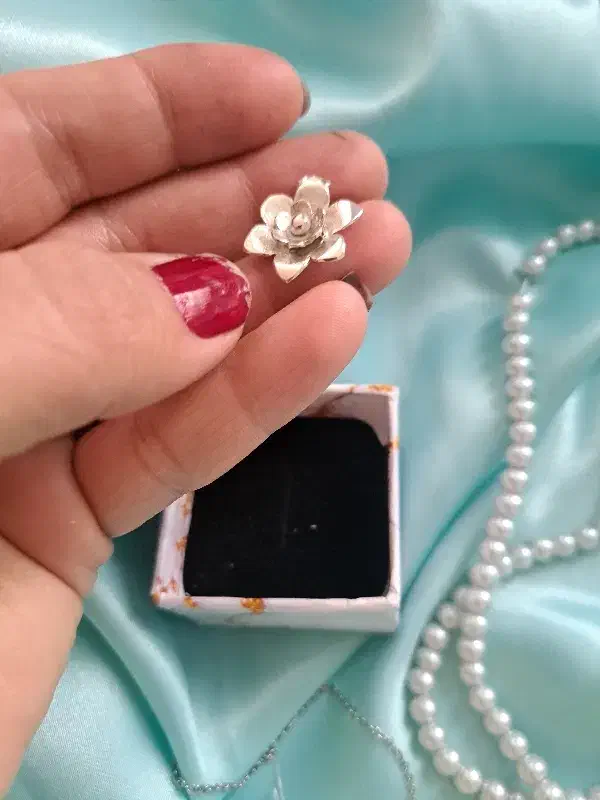 آویز شکوفه|جواهرات|گلپایگان, |دیوار