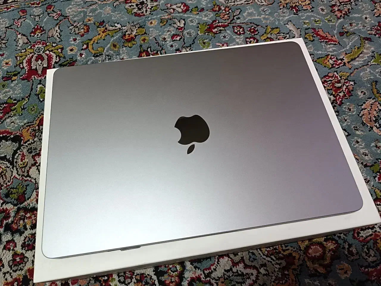 مک بوک ایر m3|رایانه همراه|پرند, فاز ۳|دیوار