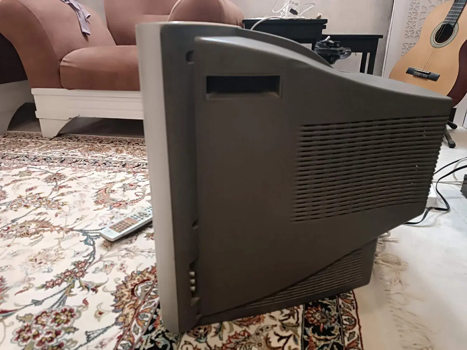 تلویزیون ال جی ۲۱ اینج|تلویزیون و پروژکتور|بیرجند, |دیوار