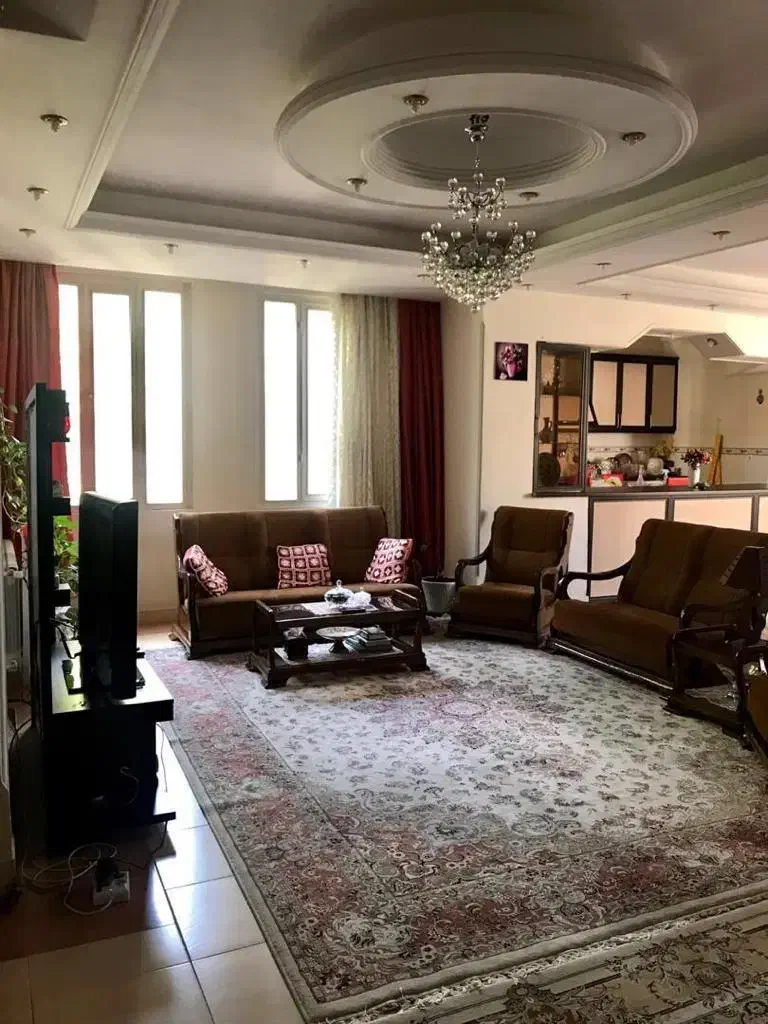 ۱۴۶متر/۳خواب/غرق در آفتاب/محدوده پل آزادگان|اجارهٔ آپارتمان|کرج, برغان|دیوار