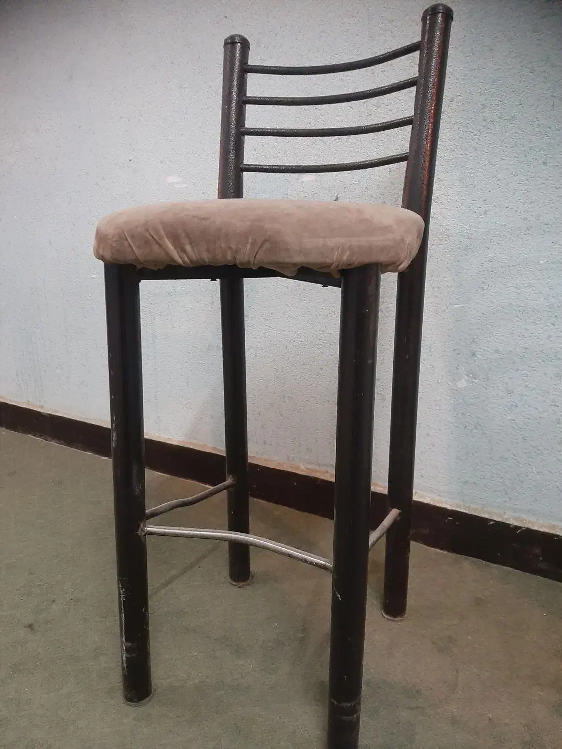 صندلی|صندلی و نیمکت|شوش, |دیوار