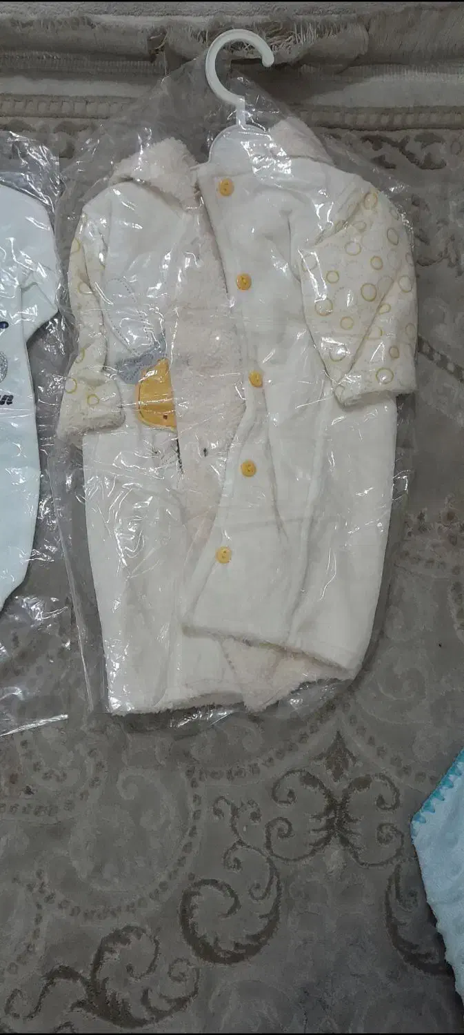 لباس نوزاد نو|کفش و لباس بچه|تهران, علم و صنعت|دیوار