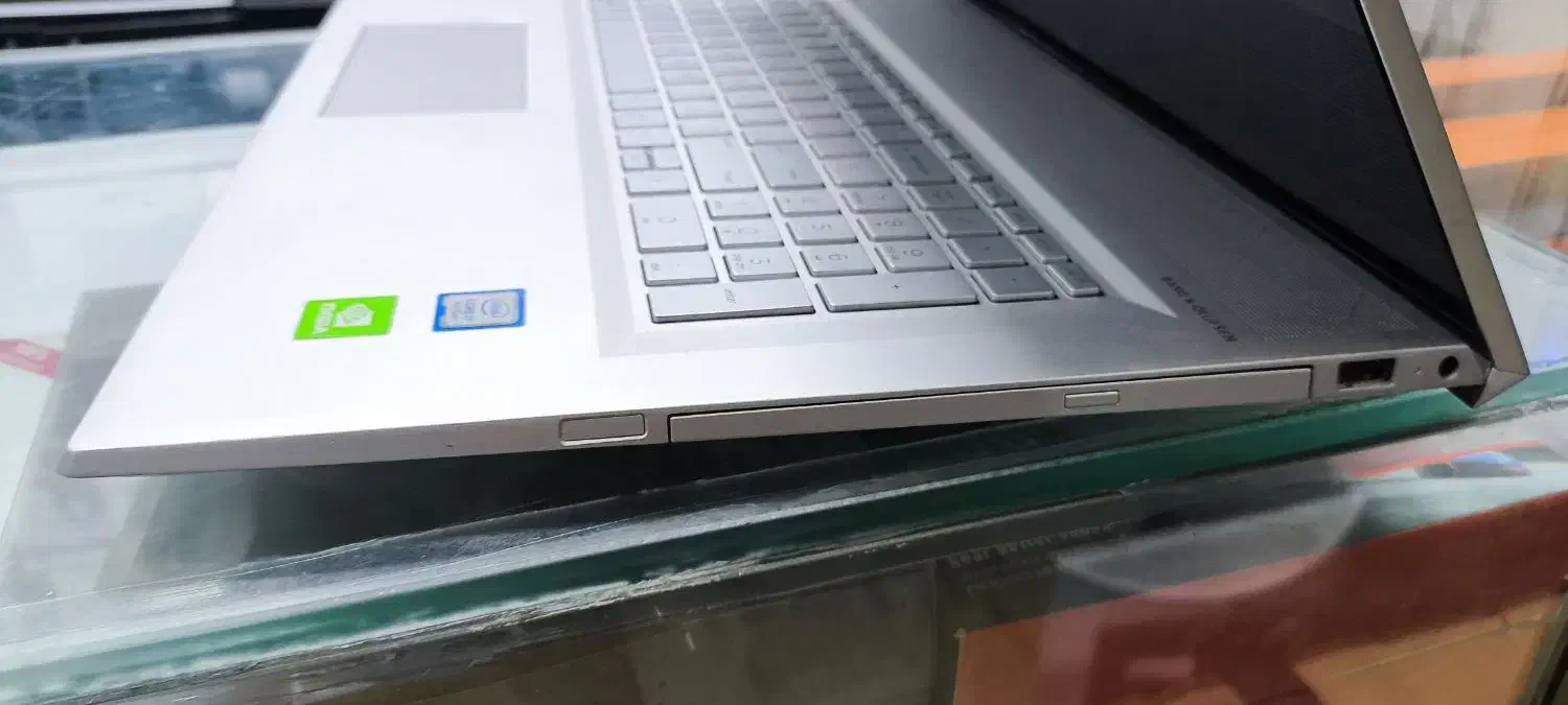 لپ‌تاپ HP Envy 17 انتخاب حرفه ای طراحان و گیمرها|رایانه همراه|ساوه, |دیوار
