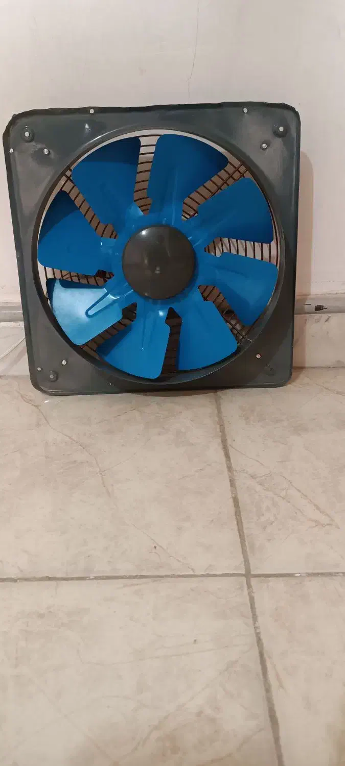 هواکش دمنده در حدنو|پنکه و تصفیهکنندهٔ هوا|بهارستان, |دیوار