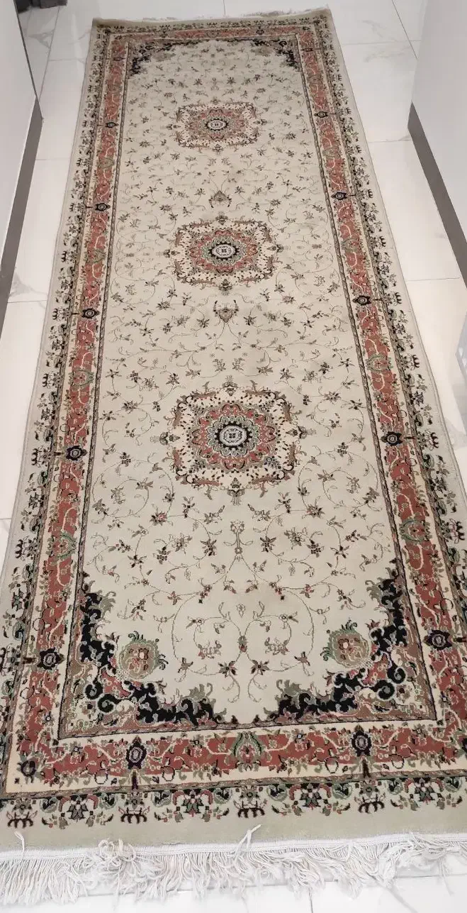 فرش کناره درحد نو|فرش|سنندج, |دیوار