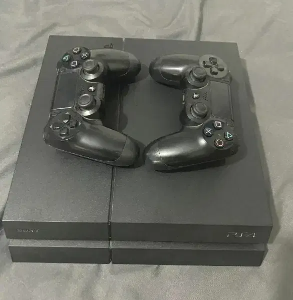 فروش ps4 فت کپی خور دو کنترولر پونصد گیگ|کنسول، بازی ویدئویی و آنلاین|گرگان, |دیوار