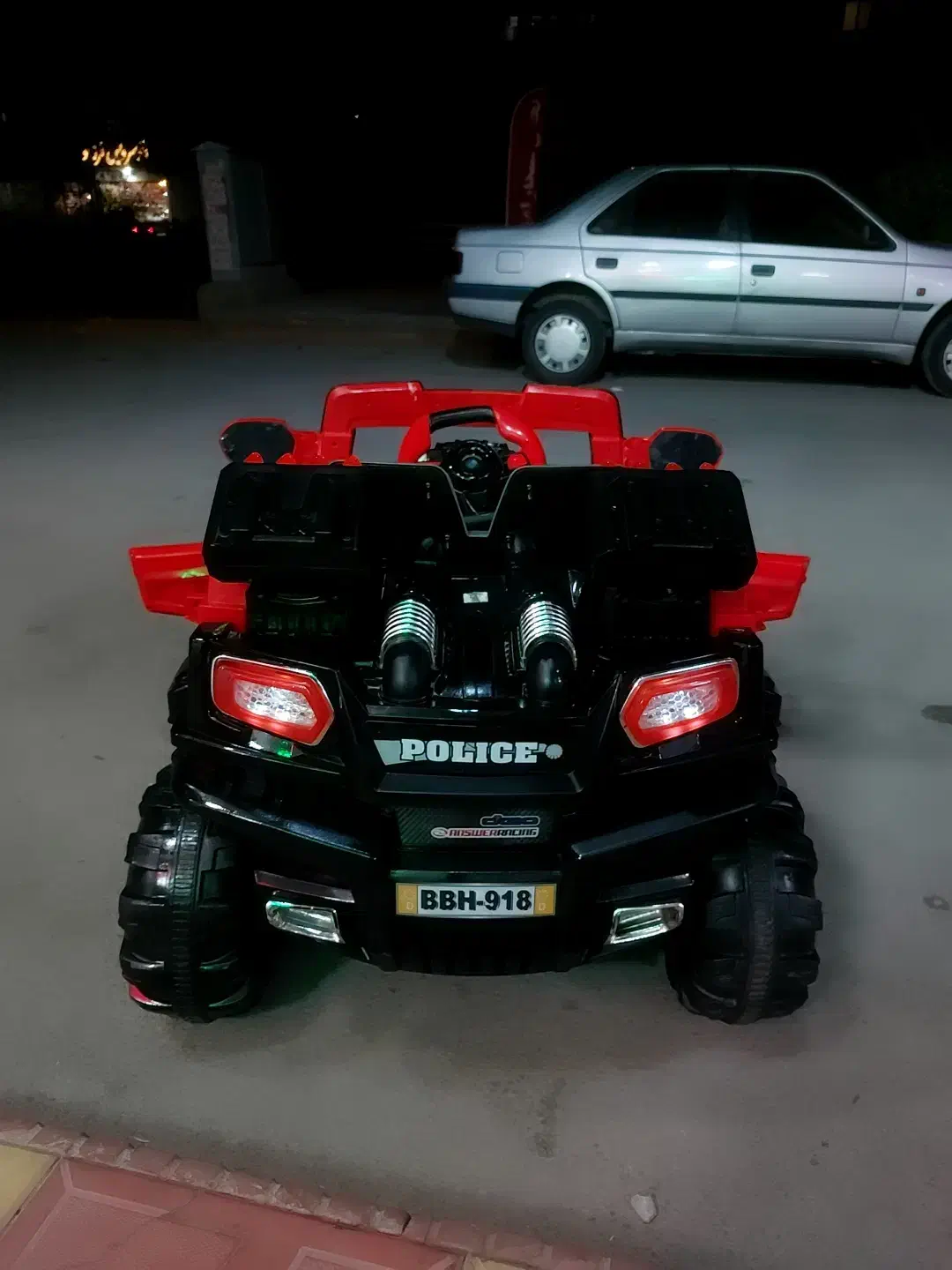 ماشین شارژی جیپ آفرودی بزرگ|اسباببازی بچه|تبریز, |دیوار