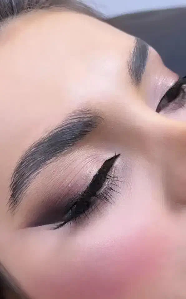 میکاپ|خدمات آرایشگری و زیبایی|هشتگرد, مدرس|دیوار