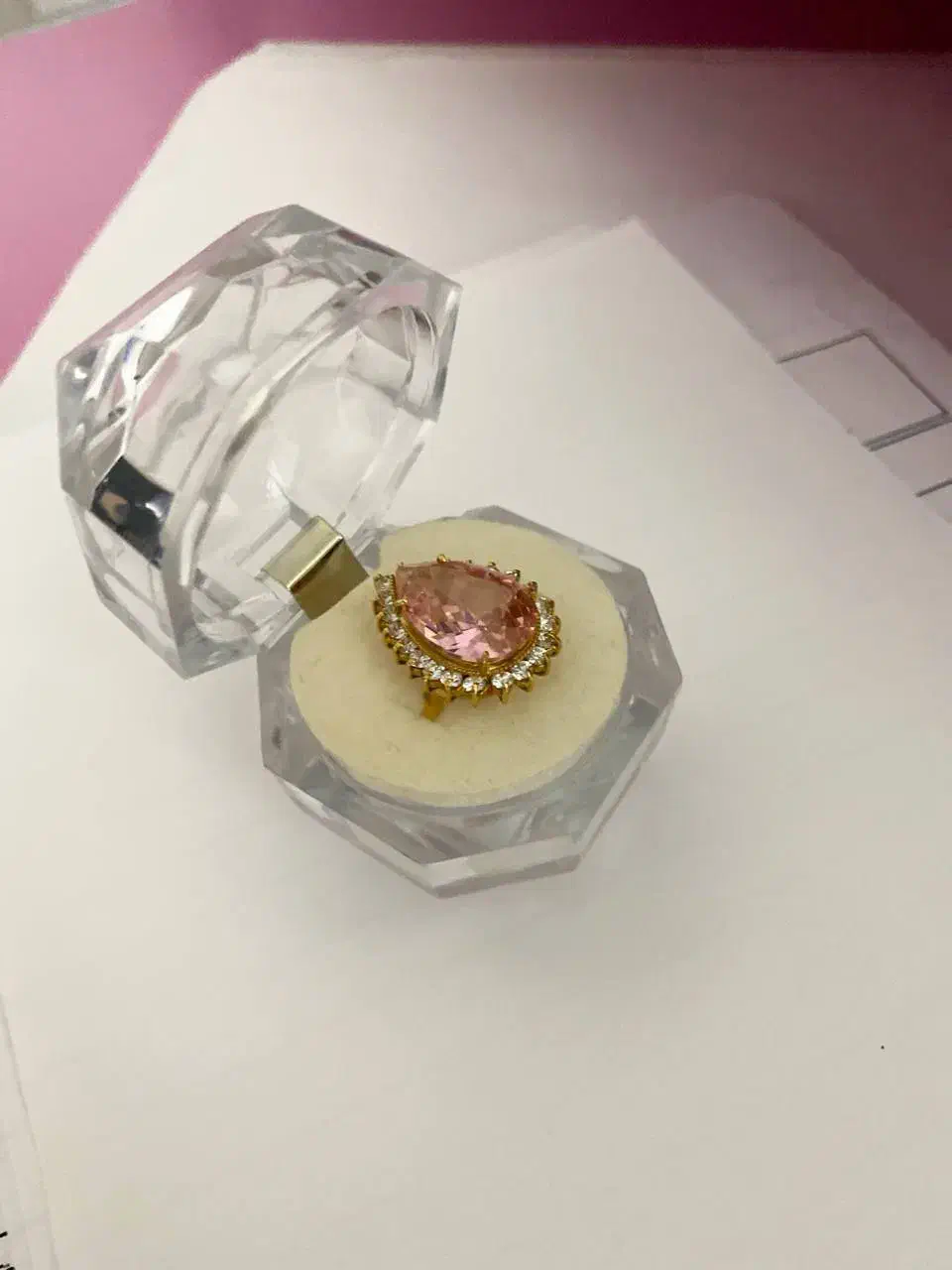 طلای نو ۲۵۰ بالای فی|جواهرات|همدان, |دیوار