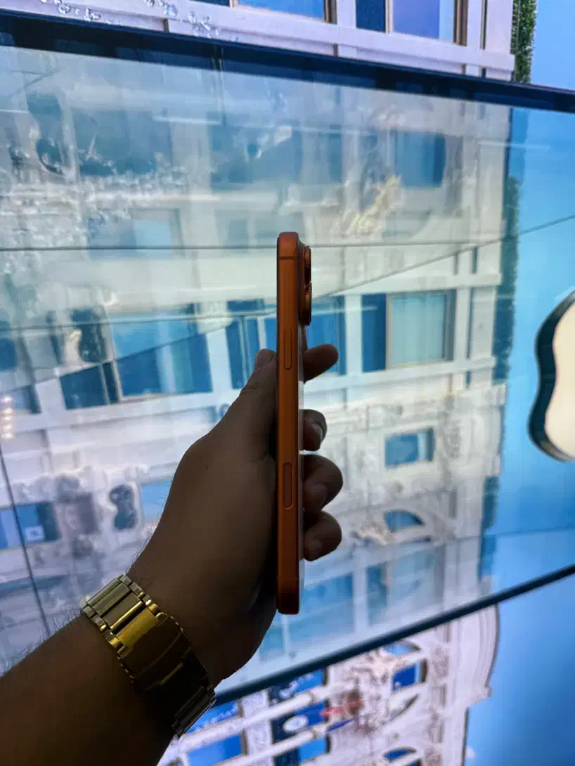 ایفون 17pro max -zaa-256 بدون نقطه|موبایل|اصفهان, چرخاب|دیوار