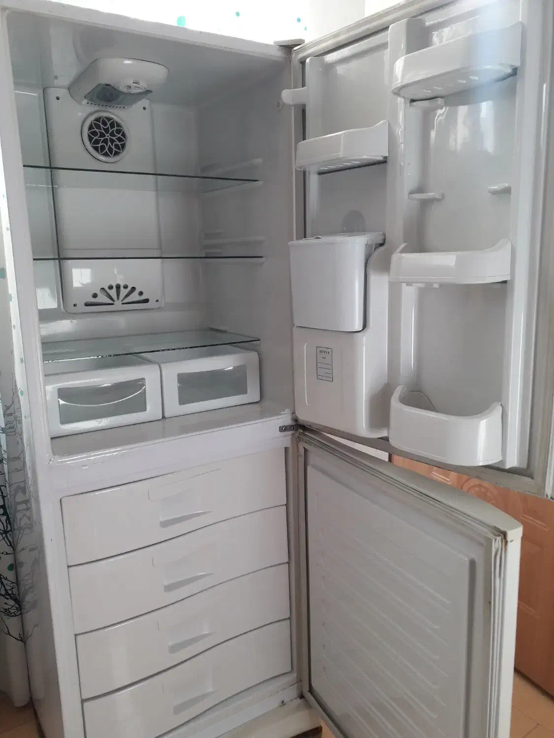 یخچال سانیا|یخچال و فریزر|لنجان, |دیوار