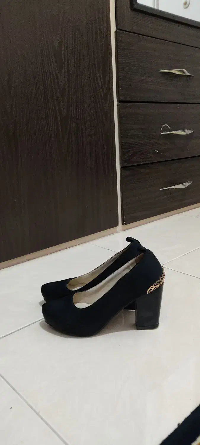 کفش پاشنه بلند نو نو نو|کیف، کفش، کمربند|قم, لسانی|دیوار