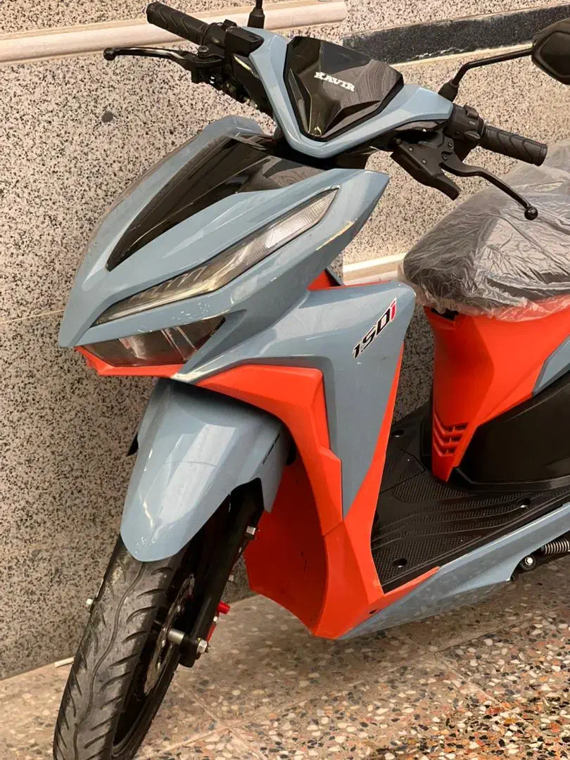 کلیک ۱۴۰۲|موتورسیکلت|شیراز, کوشک میدان|دیوار