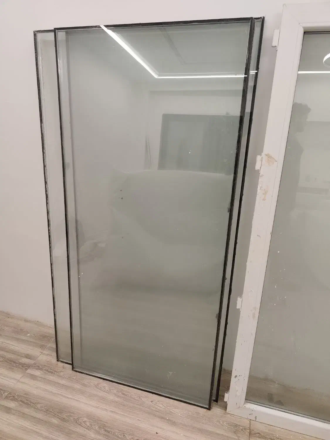 پنجره دوجداره با شیشه|مصالح و تجهیزات ساختمان|اندیشه, اندیشه فاز ۲|دیوار