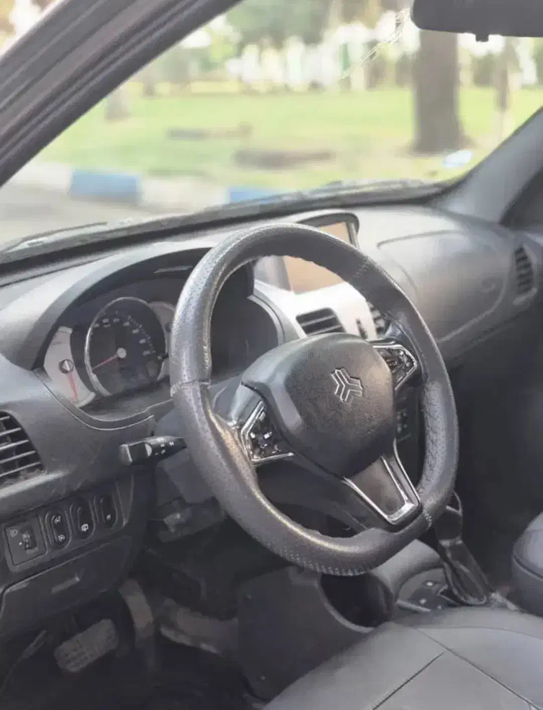 کوئیک R اتوماتیک ۴۰۱ تک برگ سند ۲۰ تا کار|خودرو سواری و وانت|مهاباد (آذربایجان غربی), |دیوار