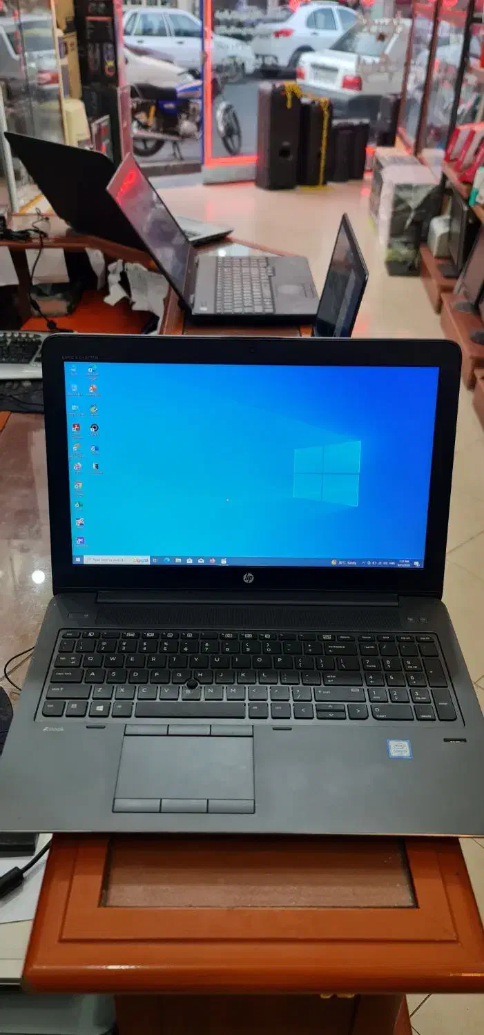 لپ   HP ZBook  cpu i7 با دوگیگ گرافیک بسیار تمیز|رایانه همراه|قرچک, مهدیه|دیوار