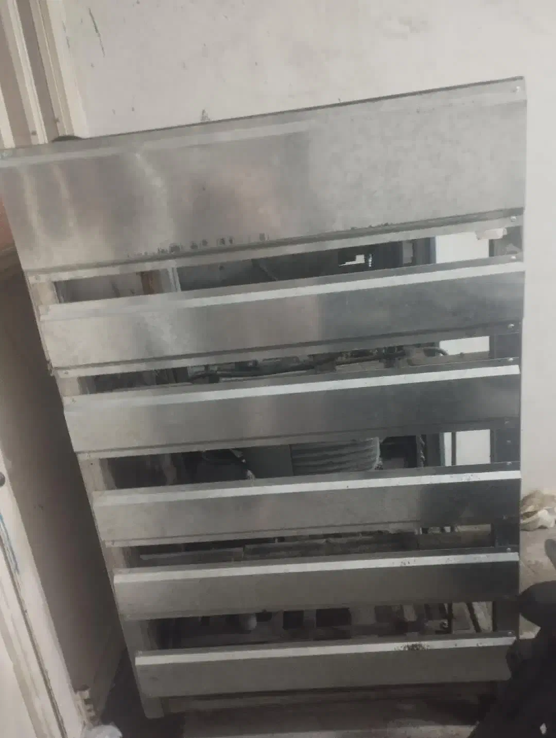 بارسفت کن (بستنی ساز)|کافیشاپ و رستوران|صحنه, |دیوار