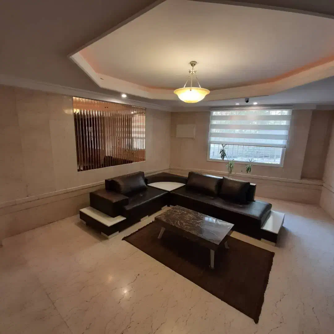 نیاوران۱۴۰متر۳خواب مستر،فول امکانات،بدون مشابه