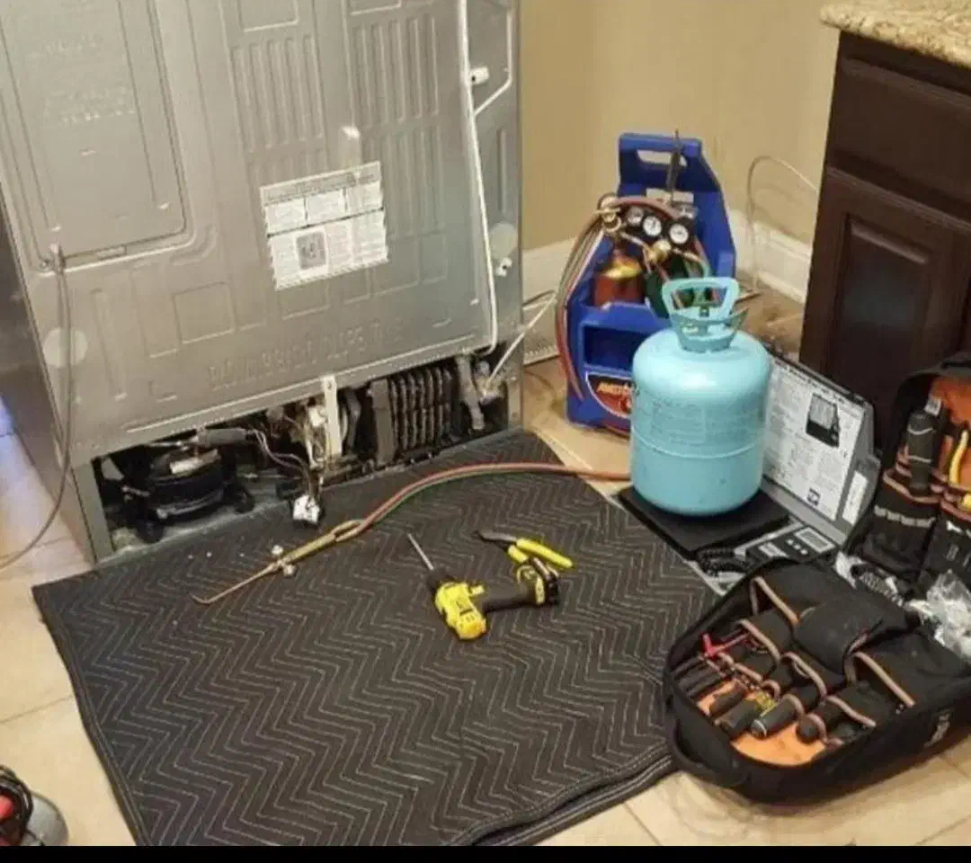 تعمیرات فوری همه نوع یخچال خانگی صنعتی شارژ گاز|خدمات پیشه و مهارت|مشهد, کوی سیدی|دیوار