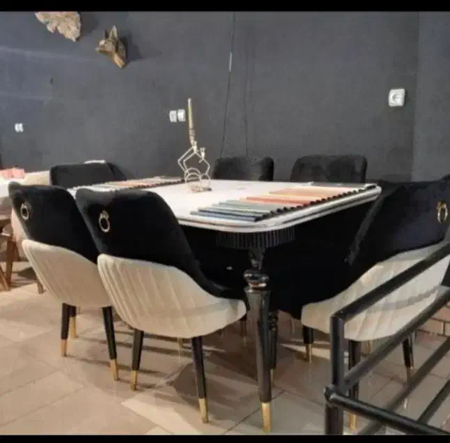 1فقط مهرگان جنس باکیفیت ارزان میفروشه زنده باد لر1|میز و صندلی غذاخوری|صدرا-فارس, فاز ۱|دیوار