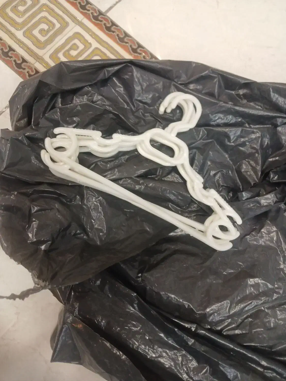 رخت اویز|بندرخت و رخت‌آویز|ایلام, |دیوار