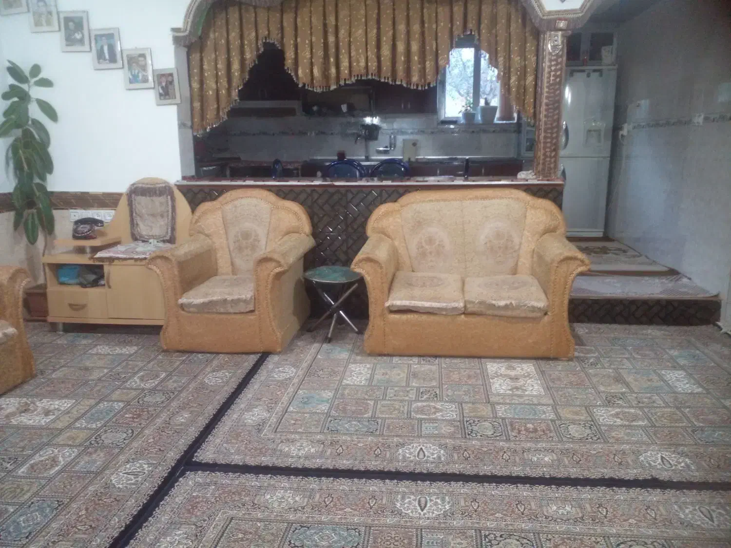 مبلمان چوب جنگلی|مبلمان خانگی و میز عسلی|شاهرود (اردبیل), |دیوار