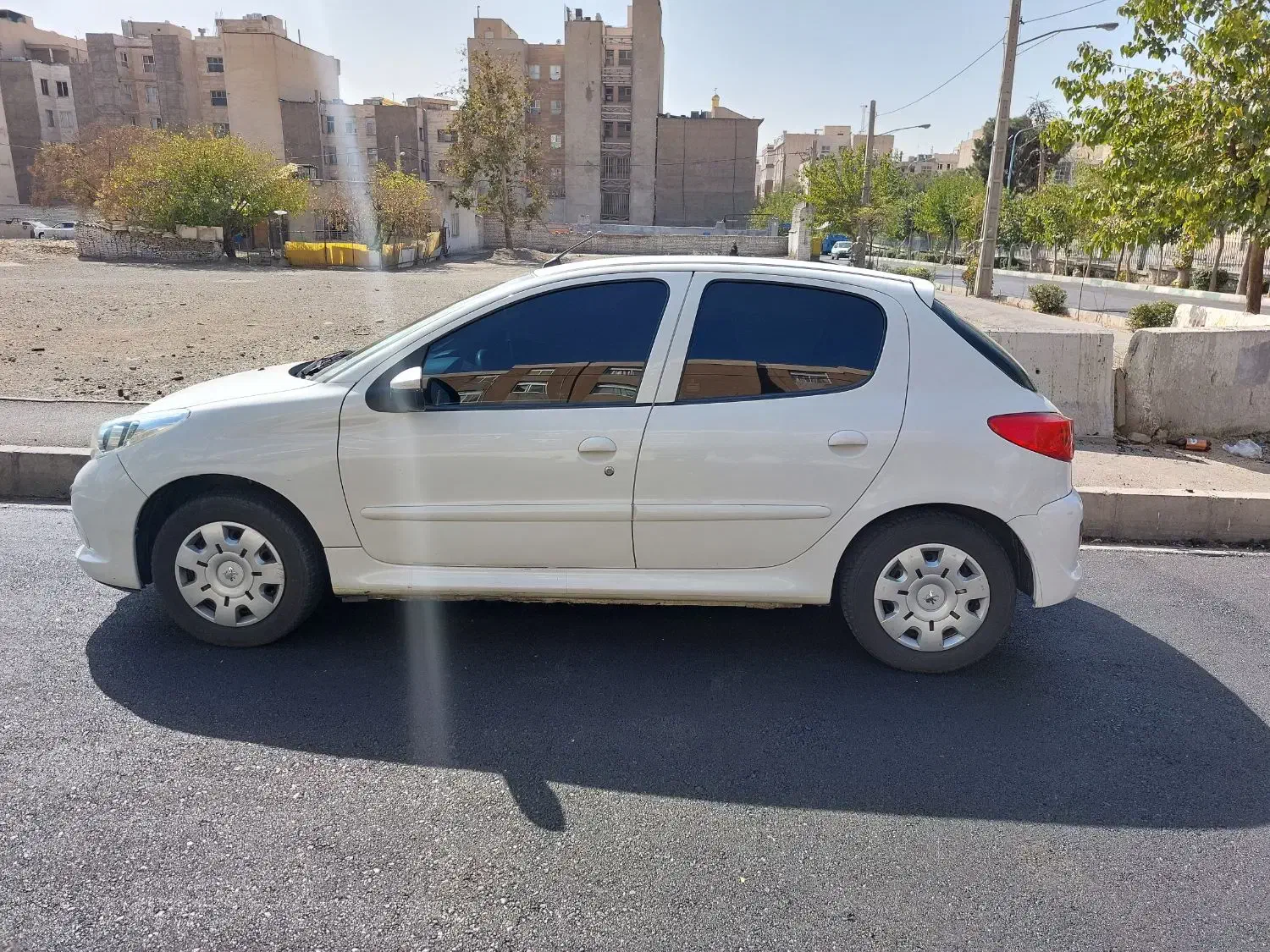 ۲۰۷ اتوماتیک سقف فلز، فرمان برقی|خودرو سواری و وانت|تهران, مجیدیه|دیوار