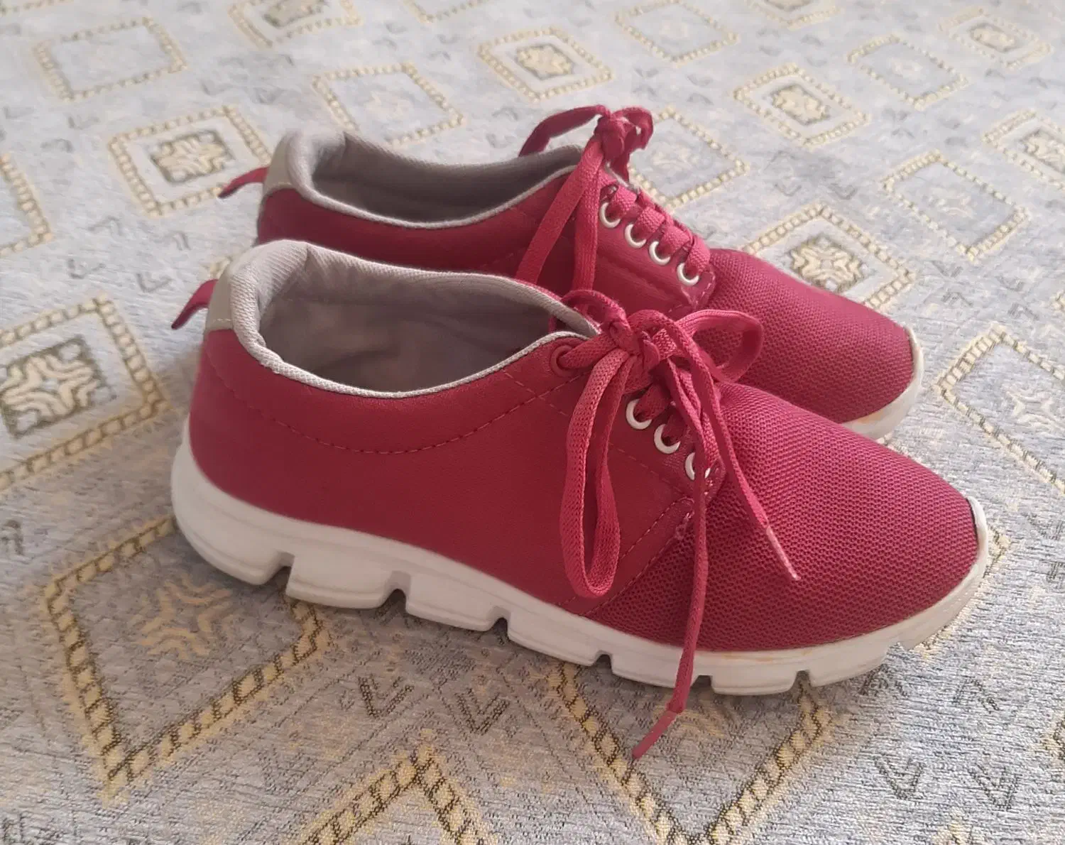 کتونی مناسب برای پیاده روی و ورزش سایز ۳۸|کیف، کفش، کمربند|قدس, شهرقدس|دیوار